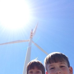 A "homeschool" field trip up the Columbia Gorge to learn a little about wind energy.